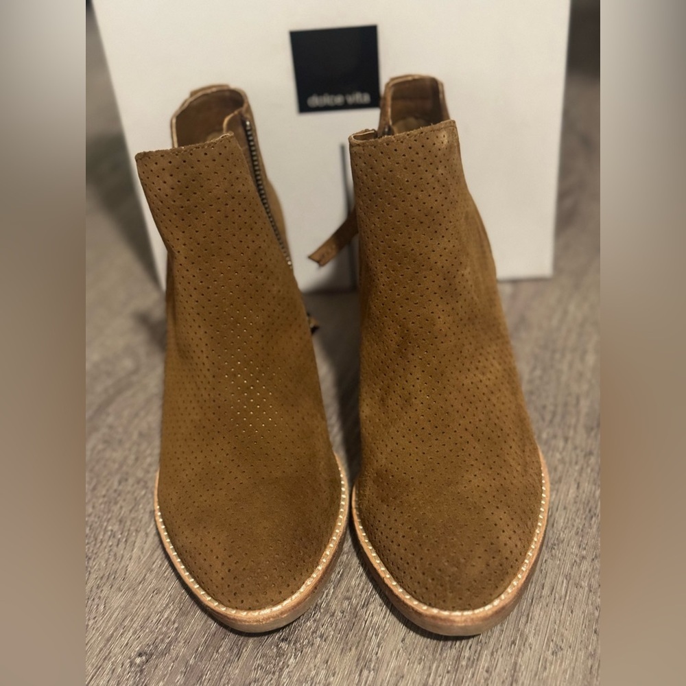 Dolce Vita Suede Ankle Booties 8W - Picture 4 of 10